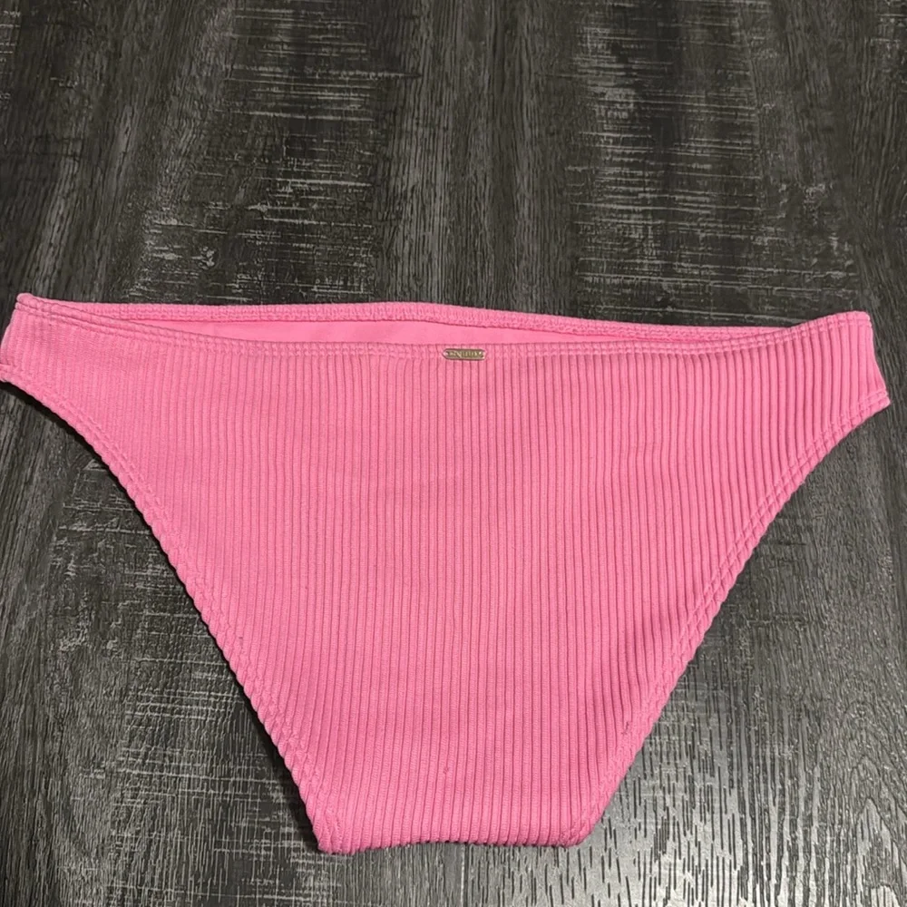 Pink Ribbed Bikini Bottom - Picture 2 of 4